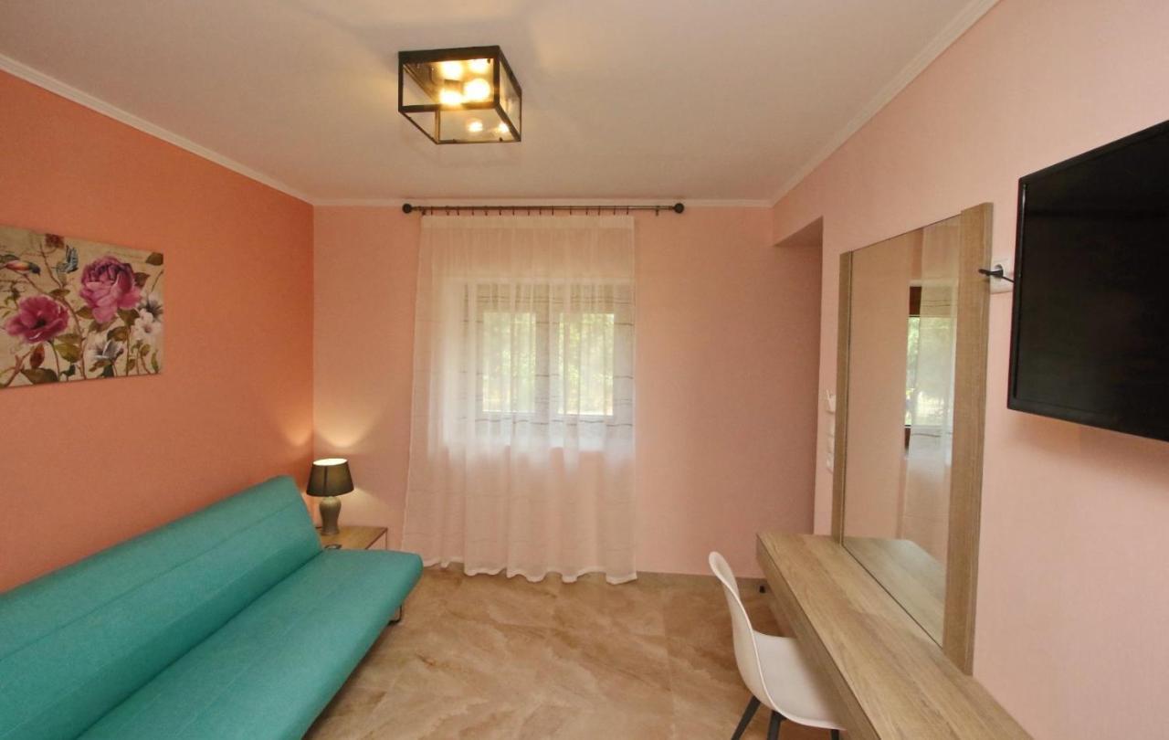 Panos House Apartment Koinira Luaran gambar