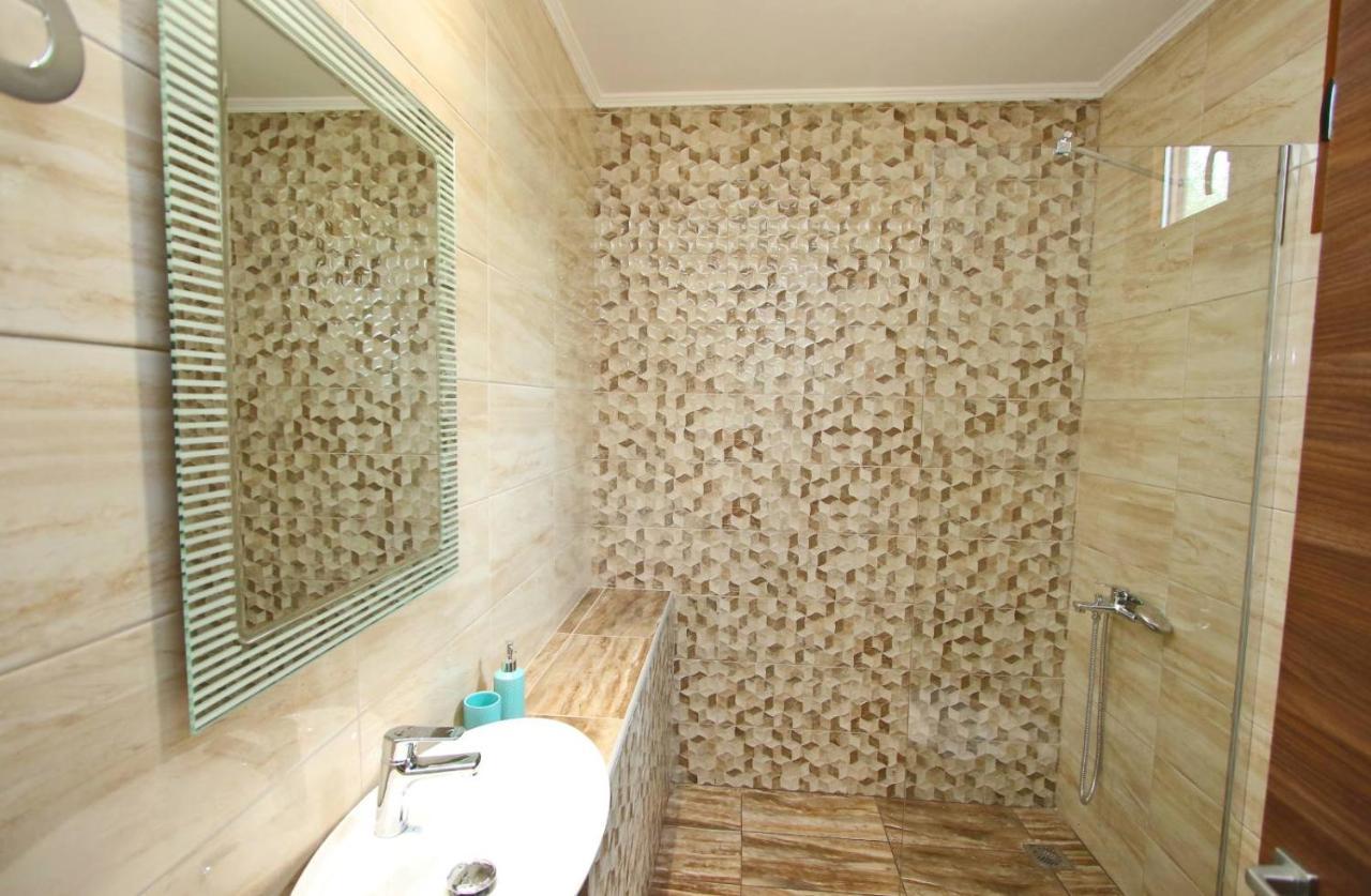 Panos House Apartment Koinira Luaran gambar
