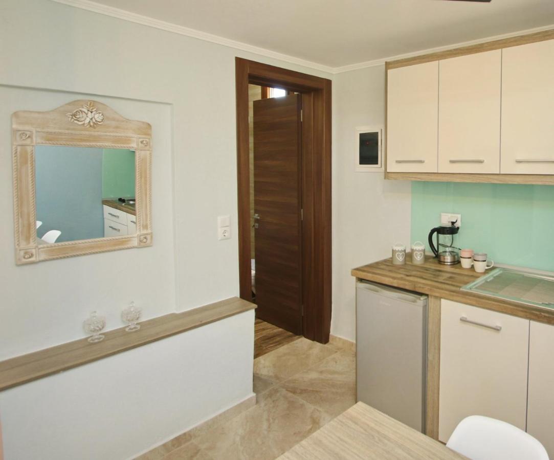 Panos House Apartment Koinira Luaran gambar