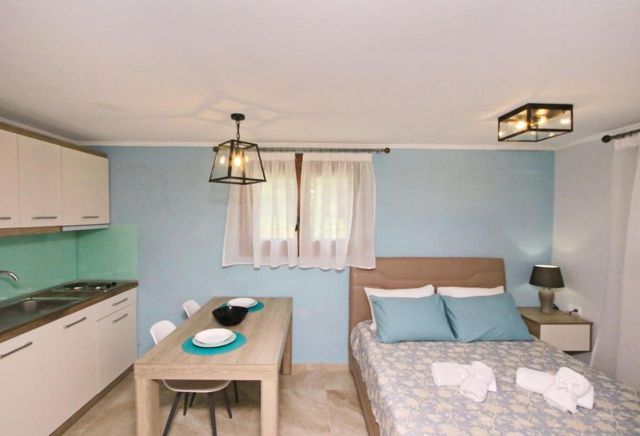 Panos House Apartment Koinira Luaran gambar